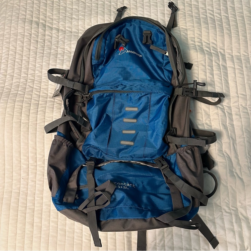 Mardingtop 45L+5L Water Resistant Hiking Daypack/Camping Backback